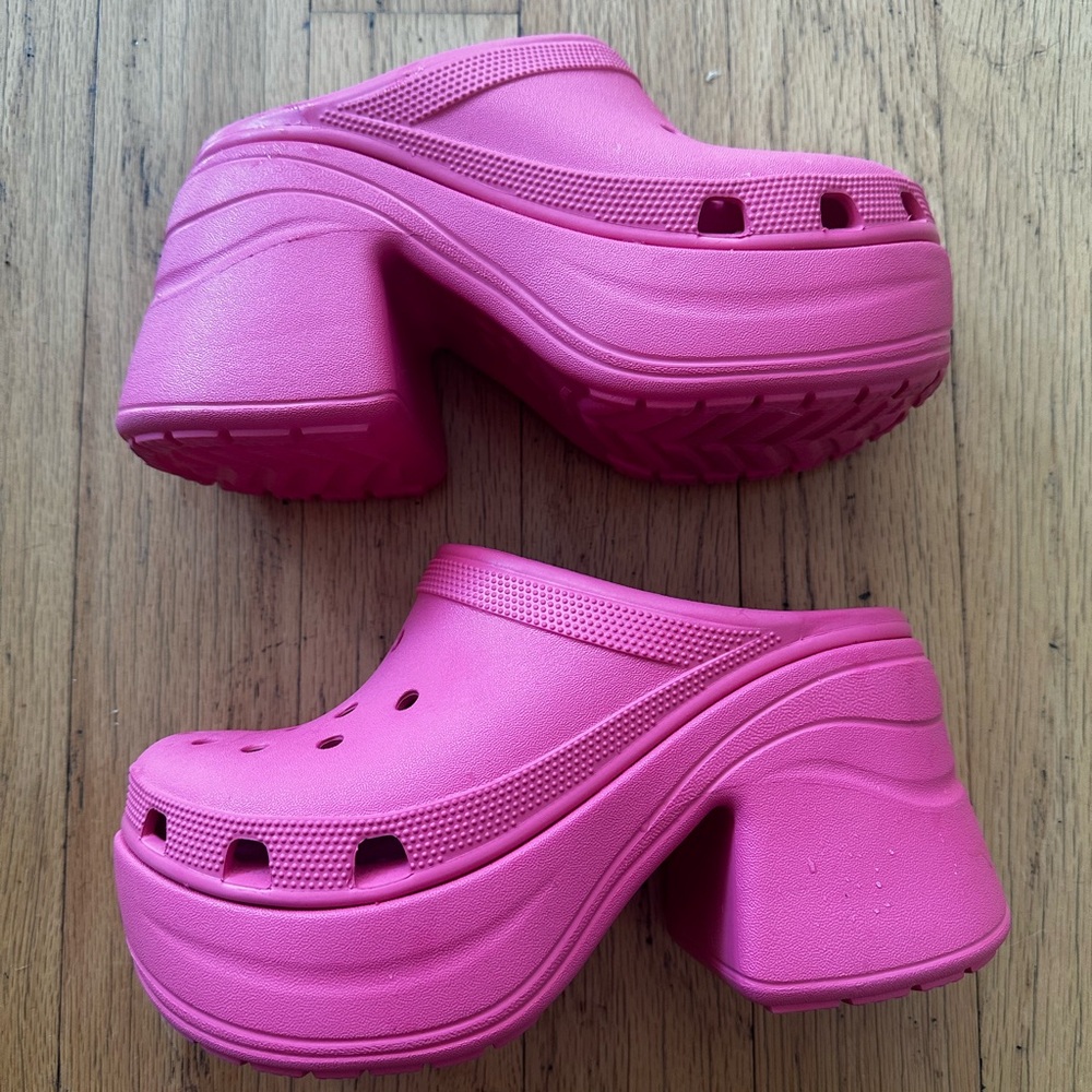CROCS Siren Pink Platform Clogs Shoes Size 6